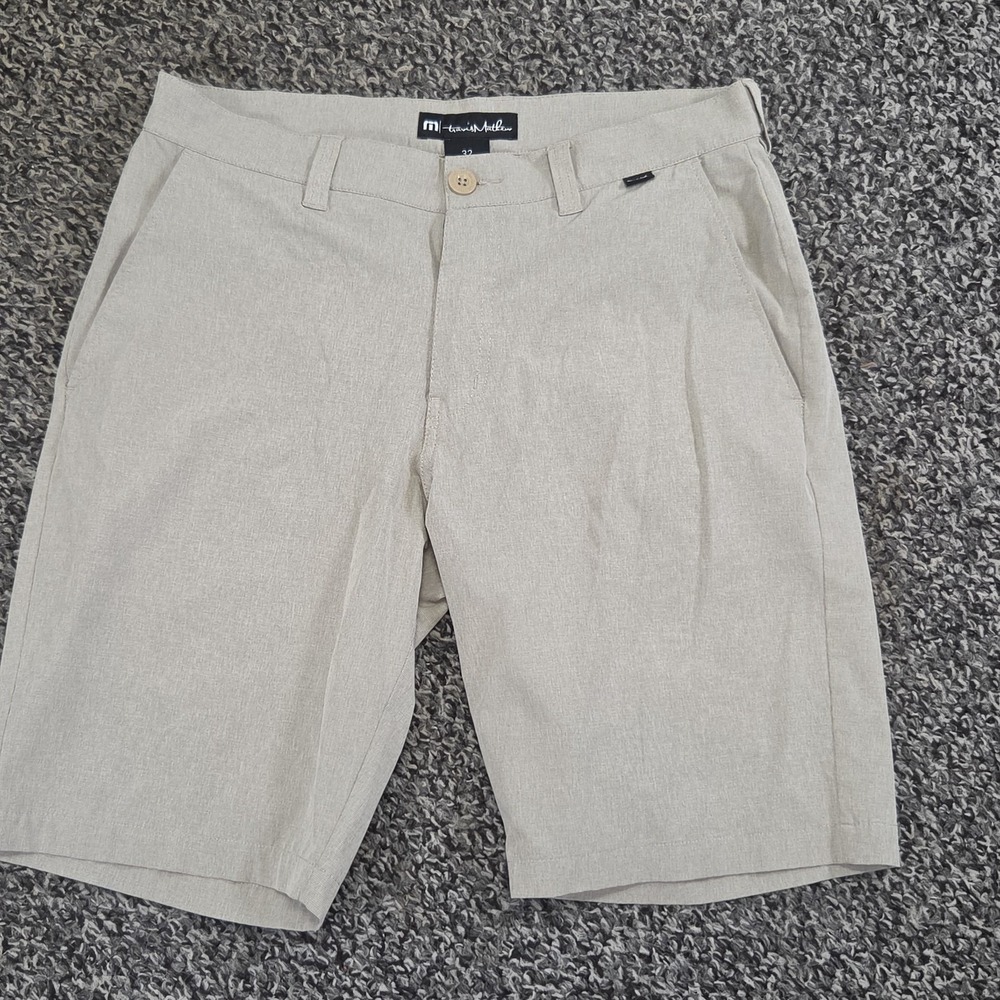 Travis Mathew Mens 32 Tan Heather Golf Shorts Performance Stretch Beck